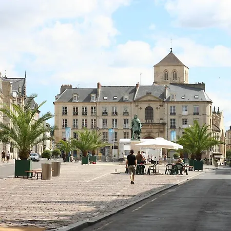 Le St-laurent - Magnifique Triplex - Calme