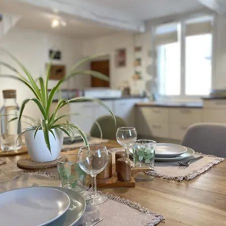 Le St-laurent - Magnifique Triplex - Calme Appartement